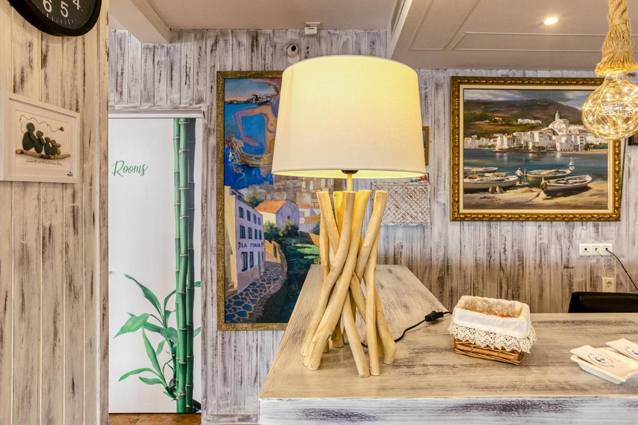 La Fonda Bed & Breakfast Cadaques Exterior photo