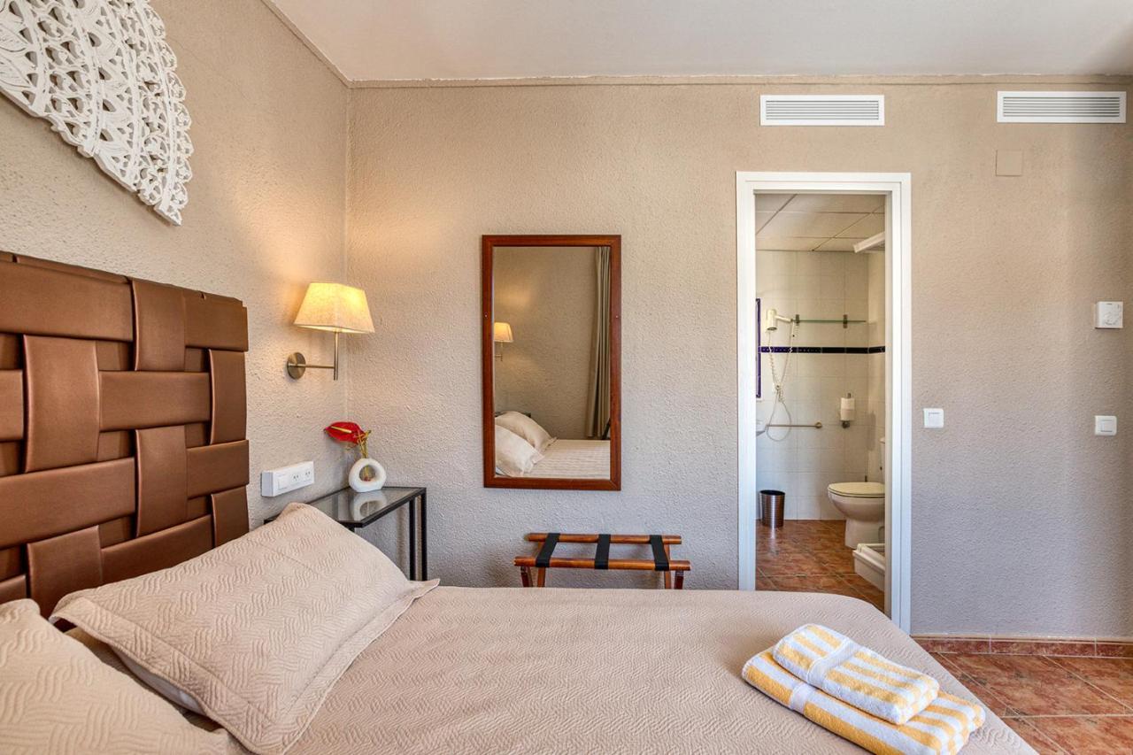 La Fonda Bed & Breakfast Cadaques Exterior photo