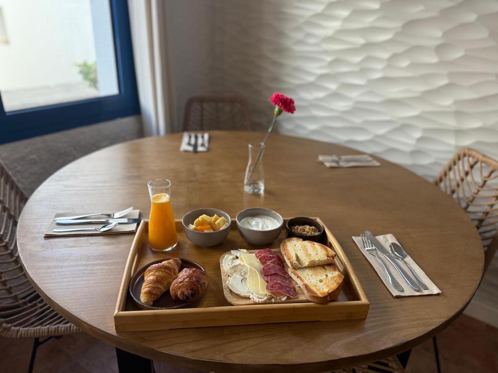 La Fonda Bed & Breakfast Cadaques Exterior photo