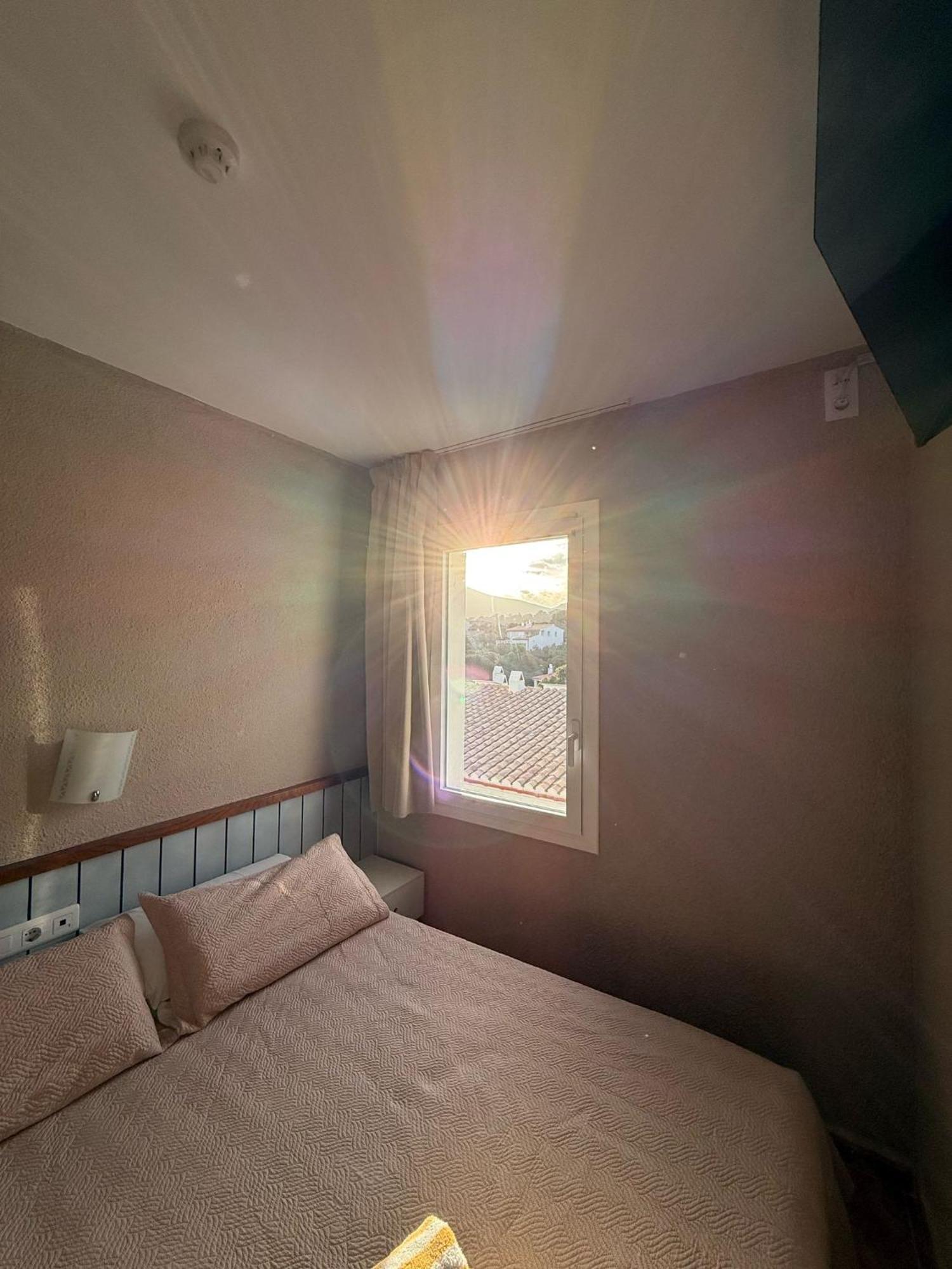 La Fonda Bed & Breakfast Cadaques Exterior photo